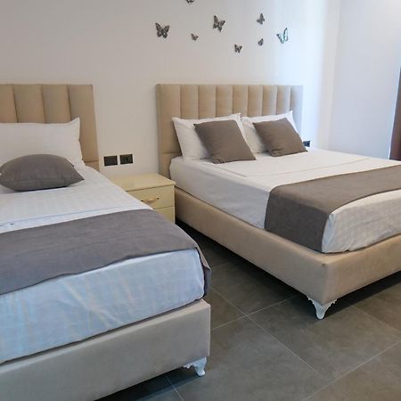 Hotel Celaj Vlorë Buitenkant foto