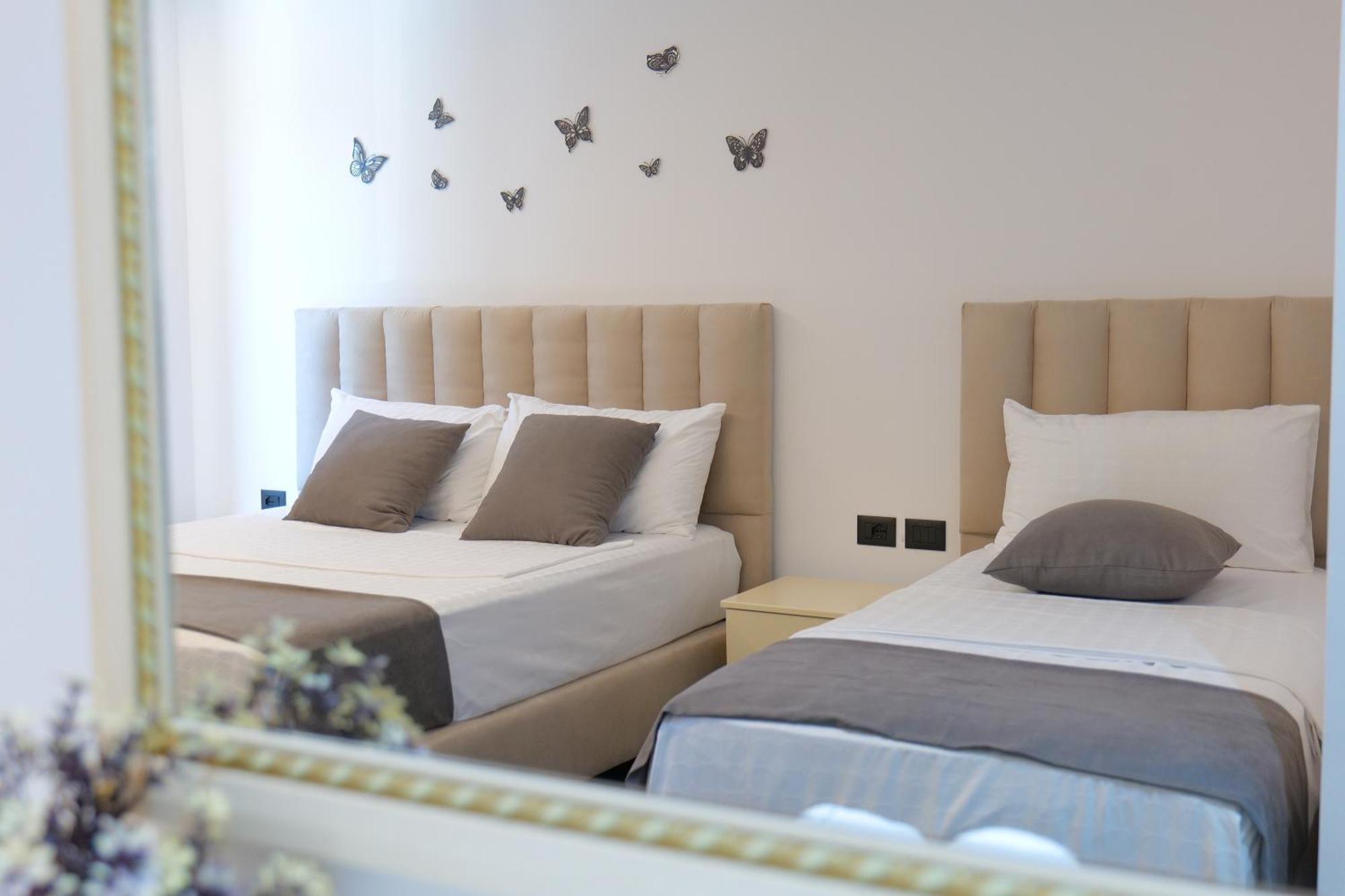 Hotel Celaj Vlorë Buitenkant foto