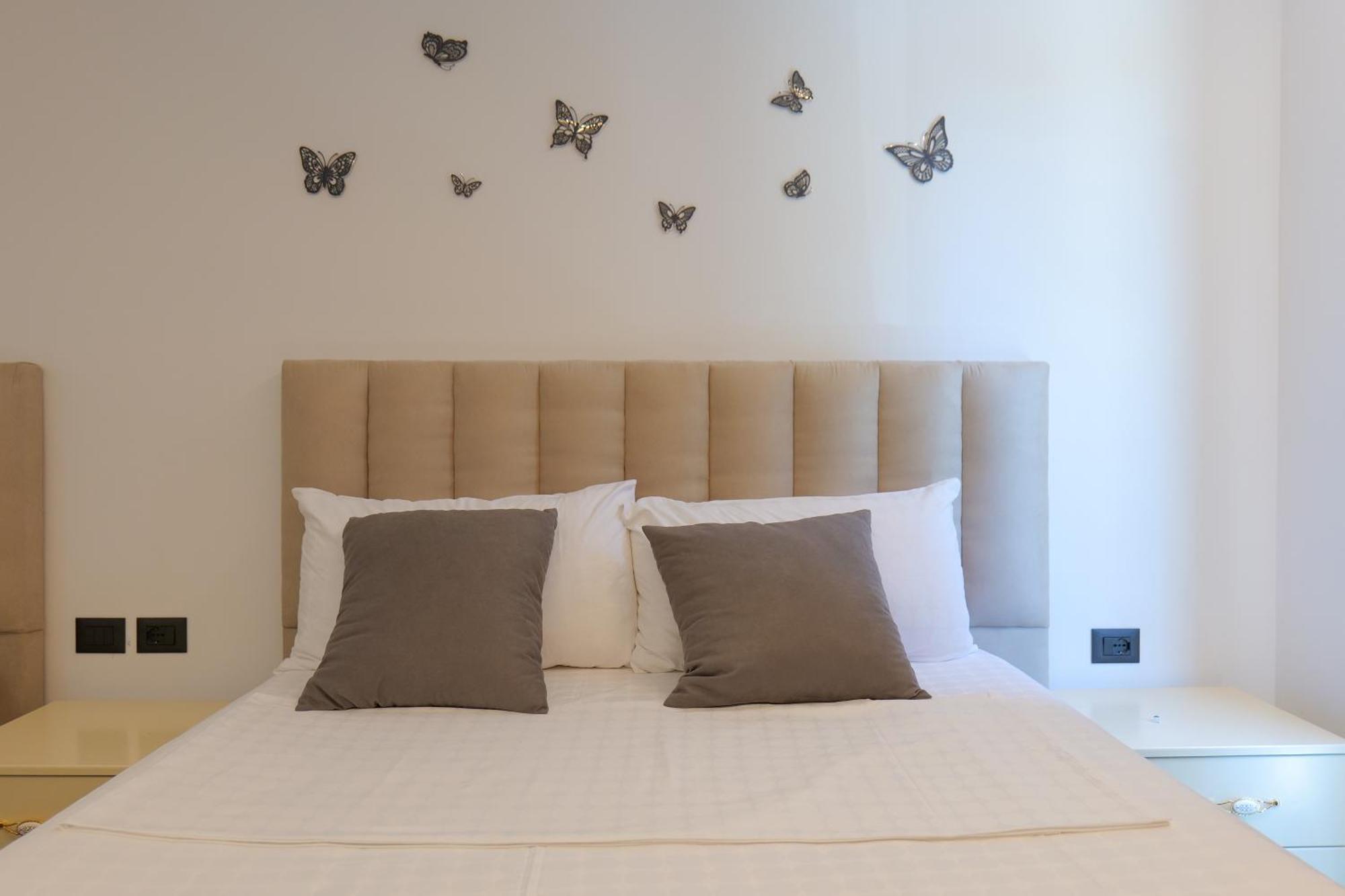 Hotel Celaj Vlorë Buitenkant foto